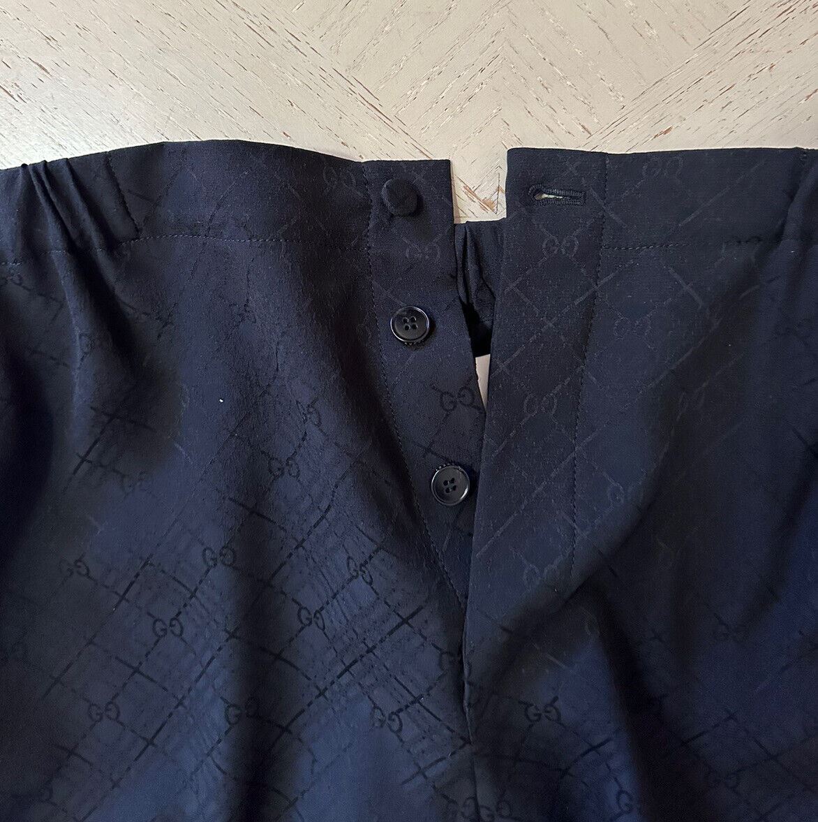 СЗТ $1100 Gucci Мужские шелковые шорты с монограммой GG, черные 28 США/44 ЕС