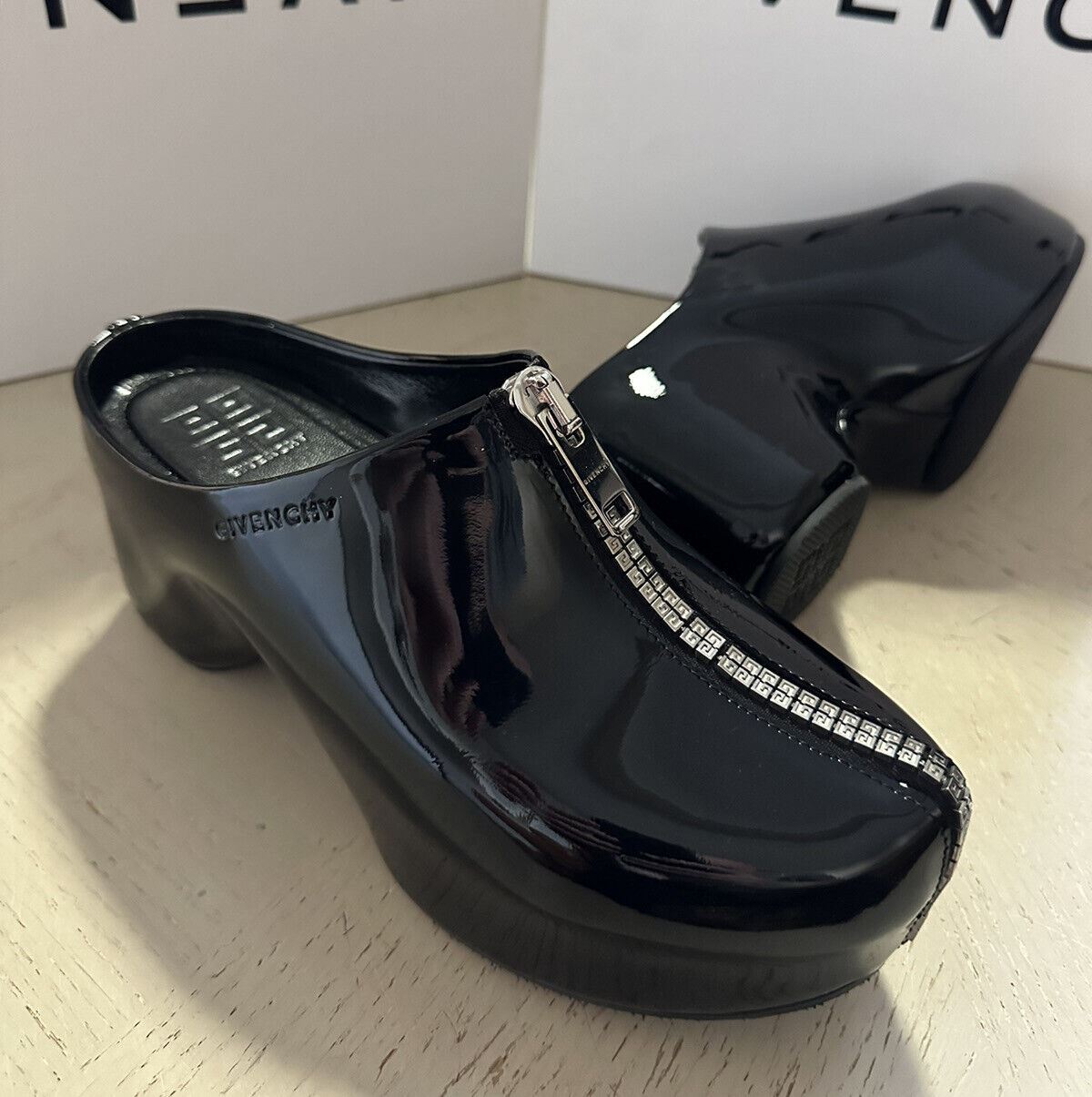 NIB $1150 Женские сабо-мюли с лаковой застежкой-молнией Givenchy G, черные 9 США/39 ЕС, Италия