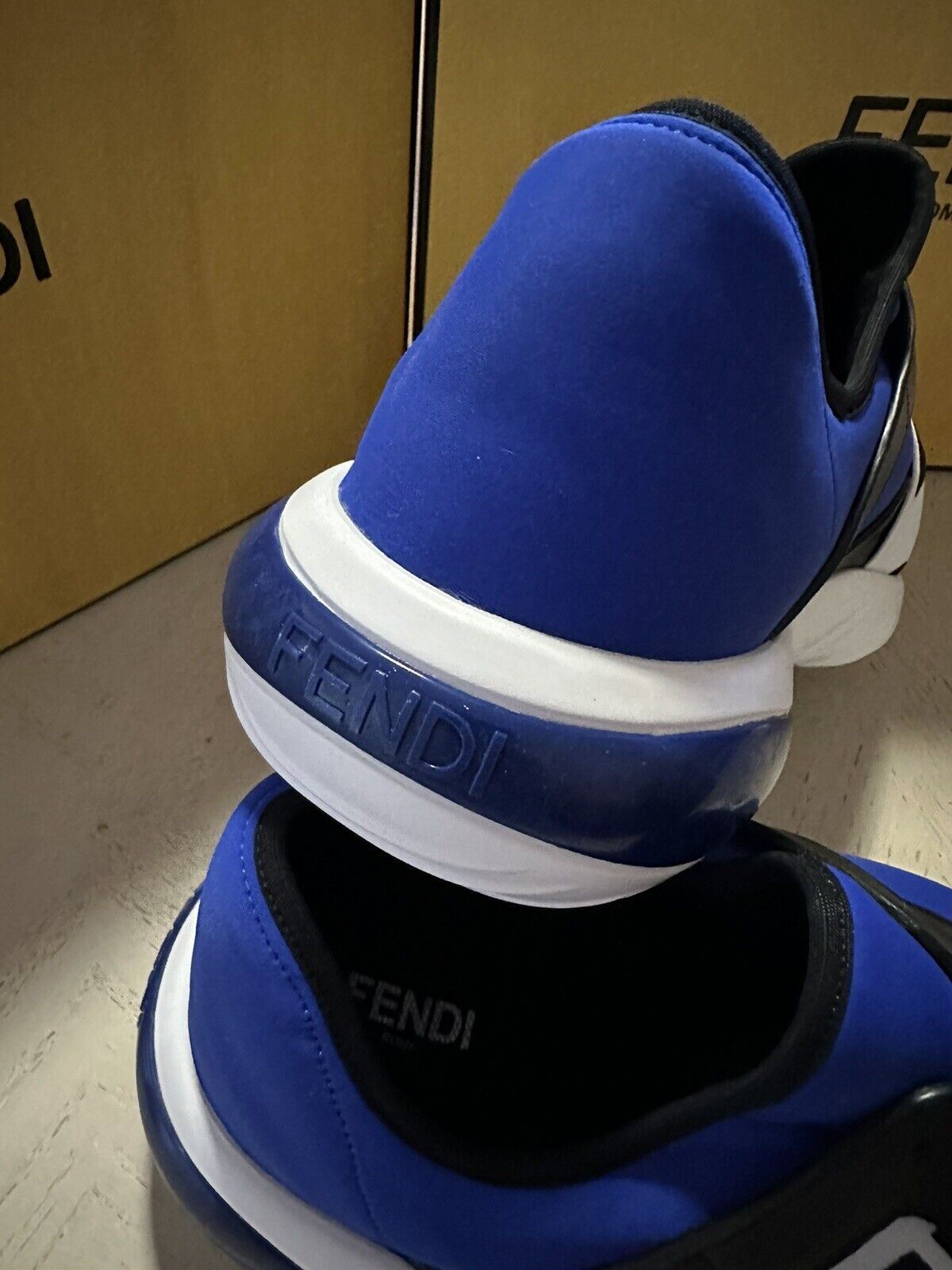 NIB $980 Fendi Men Forever Fendi Runner Sneakers Shoes White/Blue 9 US/42 Eu