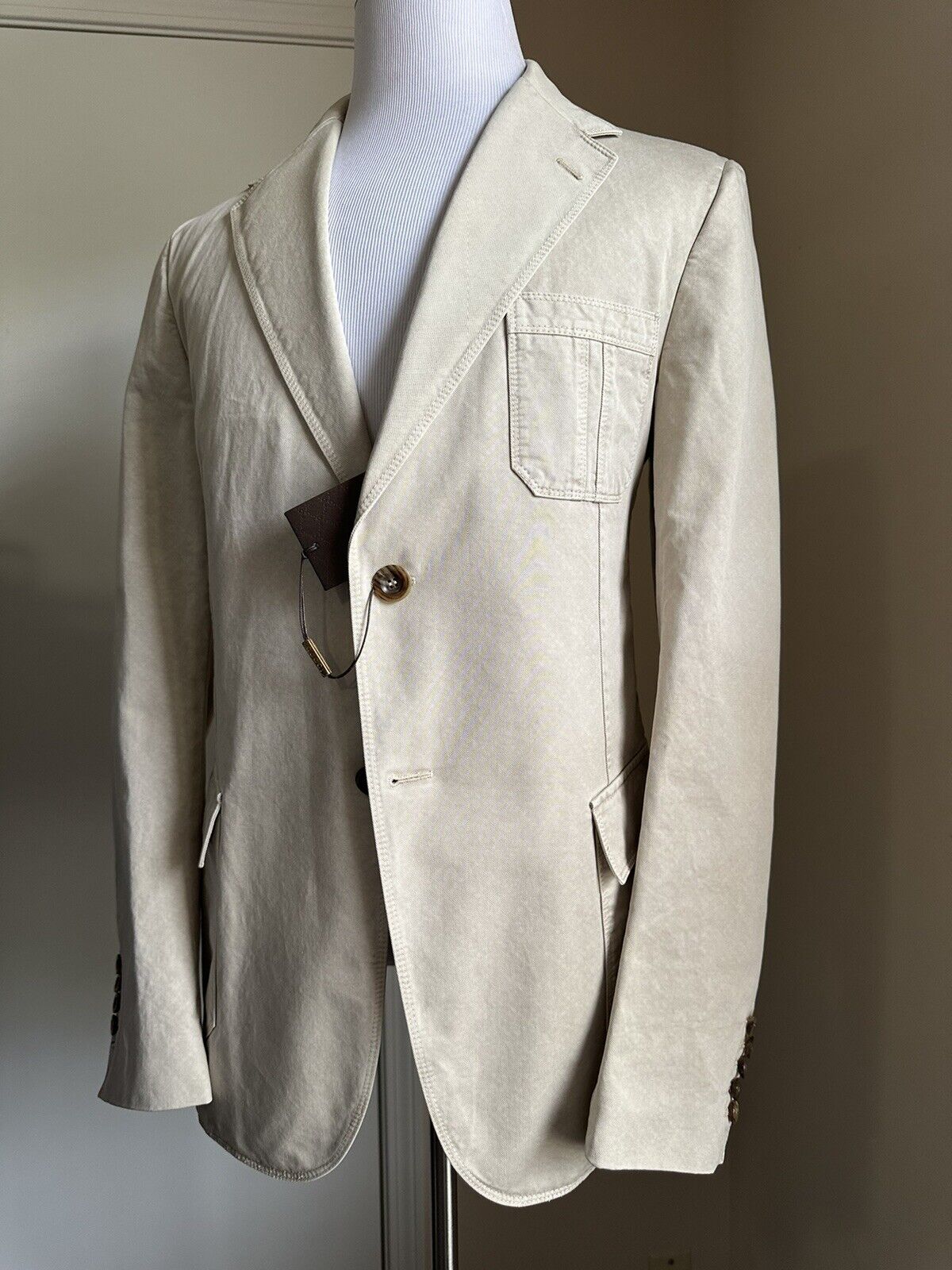 Мужской спортивный пиджак Gucci цвета слоновой кости 1580 долларов NWT 44R US/54R EU Италия