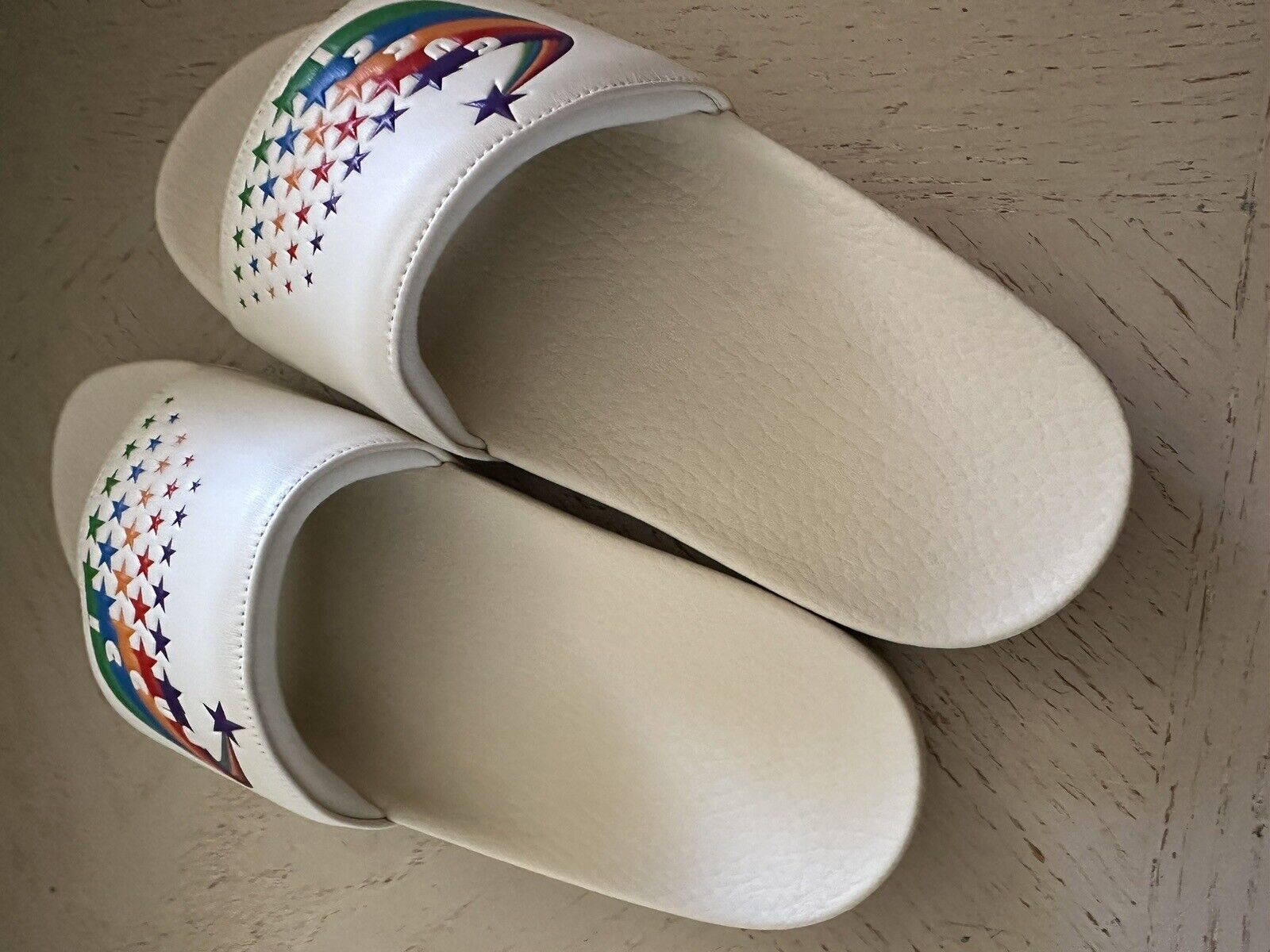 NIB  Gucci Women’s Sandal Shoes Mystic White 9 US ( 39 Eu ) 663601