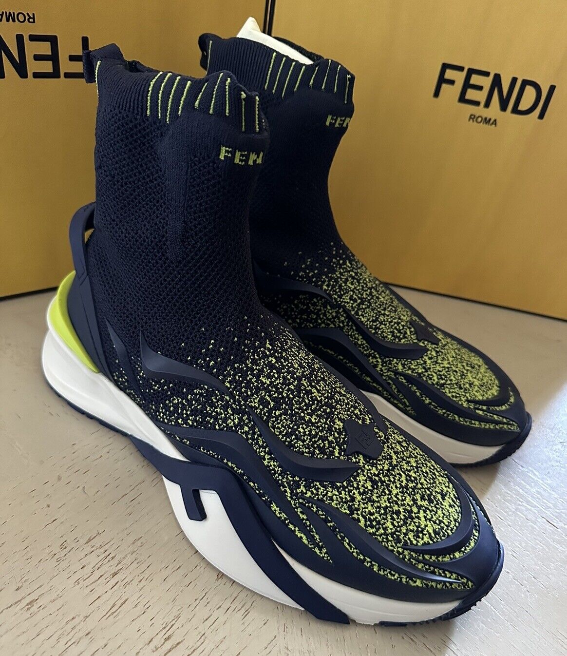 NIB $ 1190 Fendi Contrast Knit High Top Sneakers Schuhe Marine/Grün 11 US/10 UK