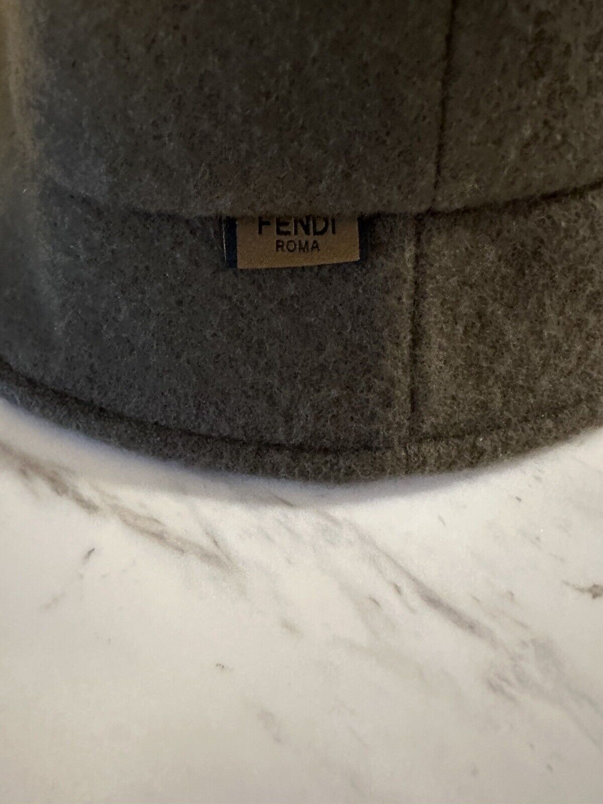 NWT $790 Fendi Classic Wool FF Коричневая панама с логотипом FXQ901
