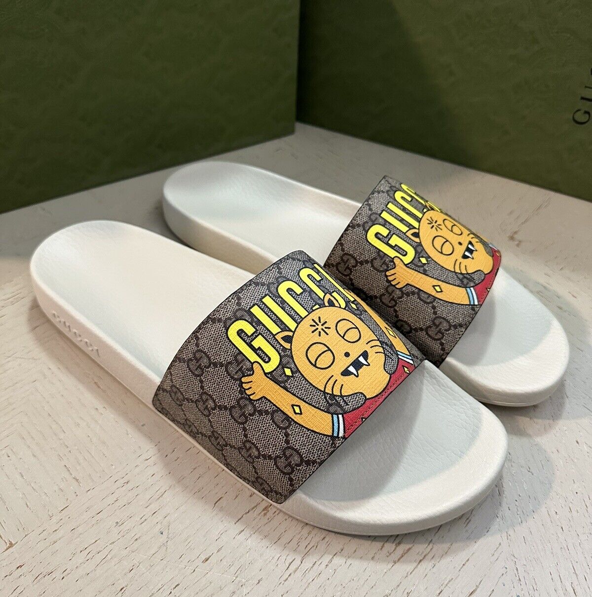 NIB Gucci Mens GG Logo Sandal Shoes Beige 15 US/14 UK