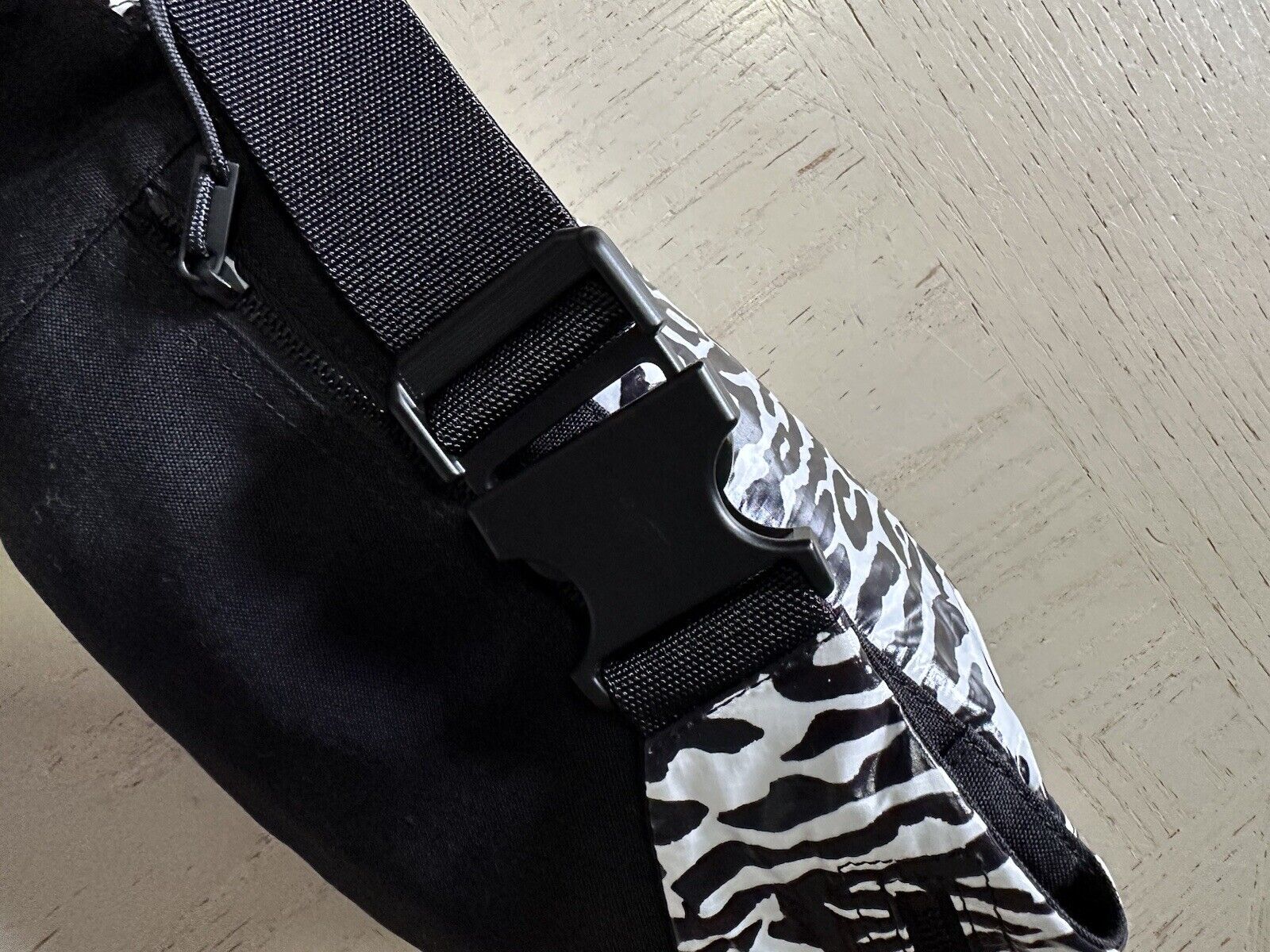New Saint Laurent CROSSBODY BAG in leopard print nvlon Black/White