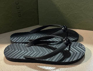 NIB Gucci Men SANDALS BLACK RUBBER FLIP FLOPS GG Logo Black 12.5 US/12 UK 659229