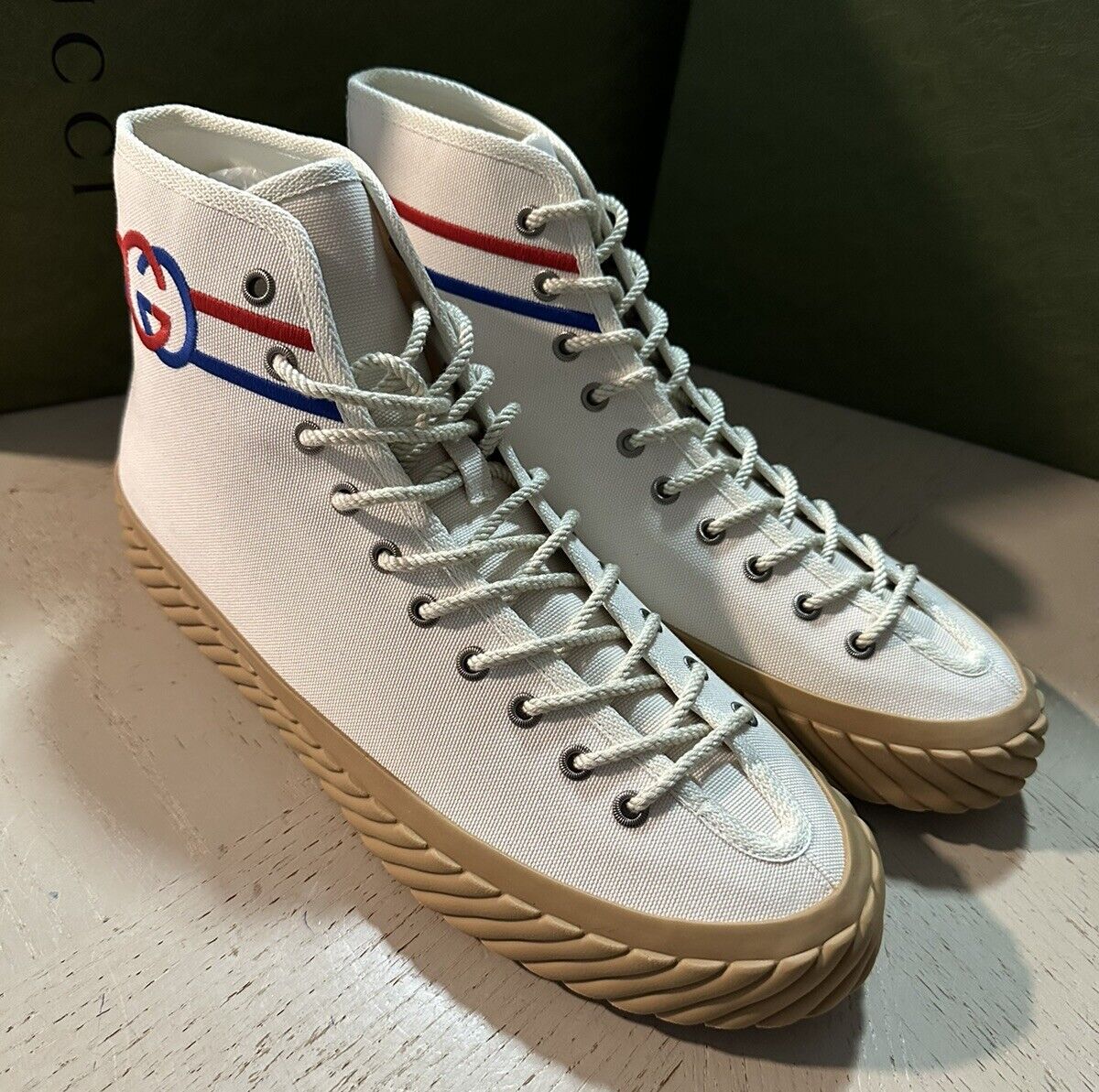 New $750 Gucci Men Canvas High-top Sneakers Myst White 8.5 US/8 UK 703033