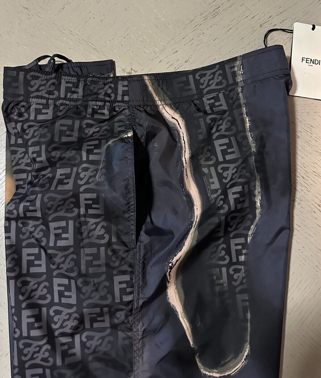 NWT $850 Fendi Men FF Swimsuits Short Pants Moonlight 48 It ( Measured 34 US )
