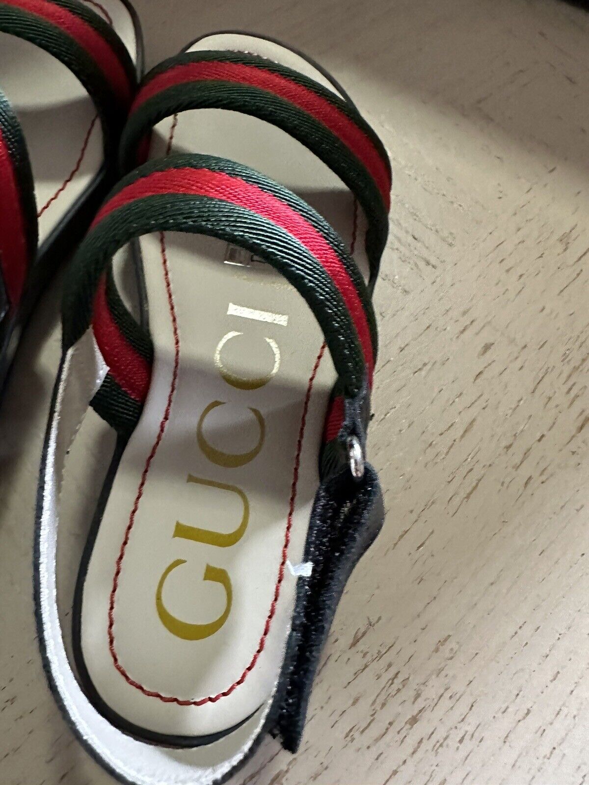 NIB Gucci Kids Sandal Shoes Green/Red Size 32 Gucci 501060