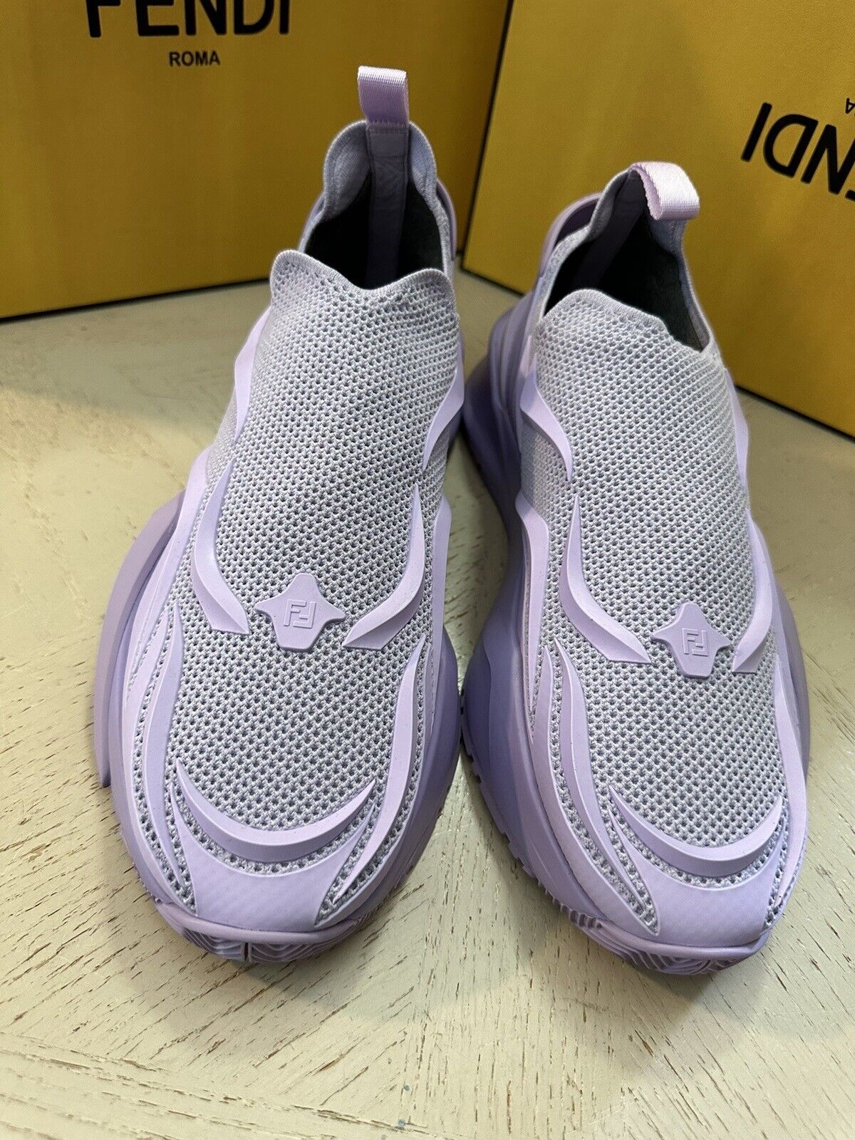 NIB $1050 Fendi Men Flow Knit Low Top Sneakers Lilac/Purple 11 US/10 UK 7E1504