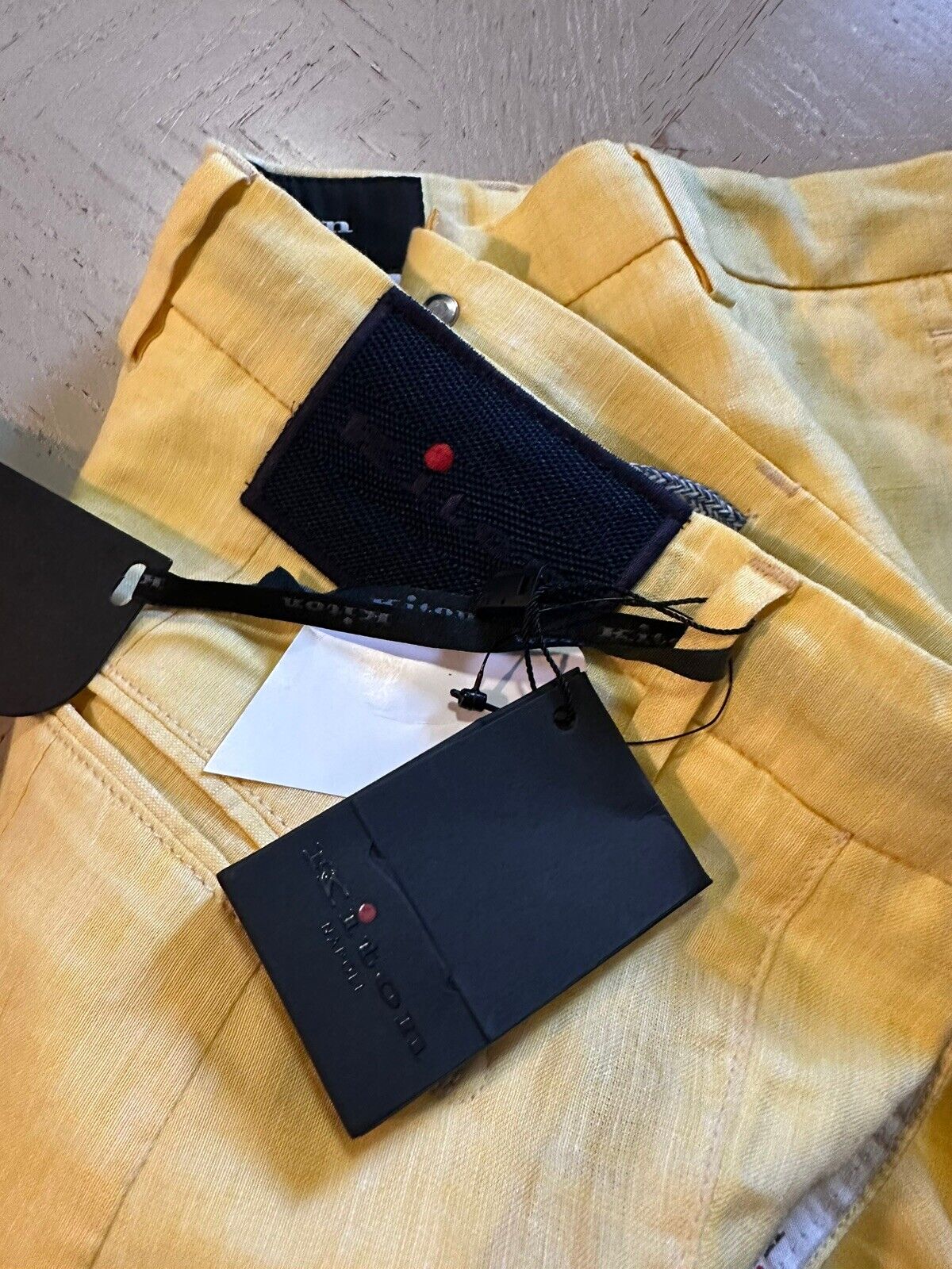 NWT $995 Kiton Mens Linen Short Pants Color Yellow Size 34 US/50 Eu Italy