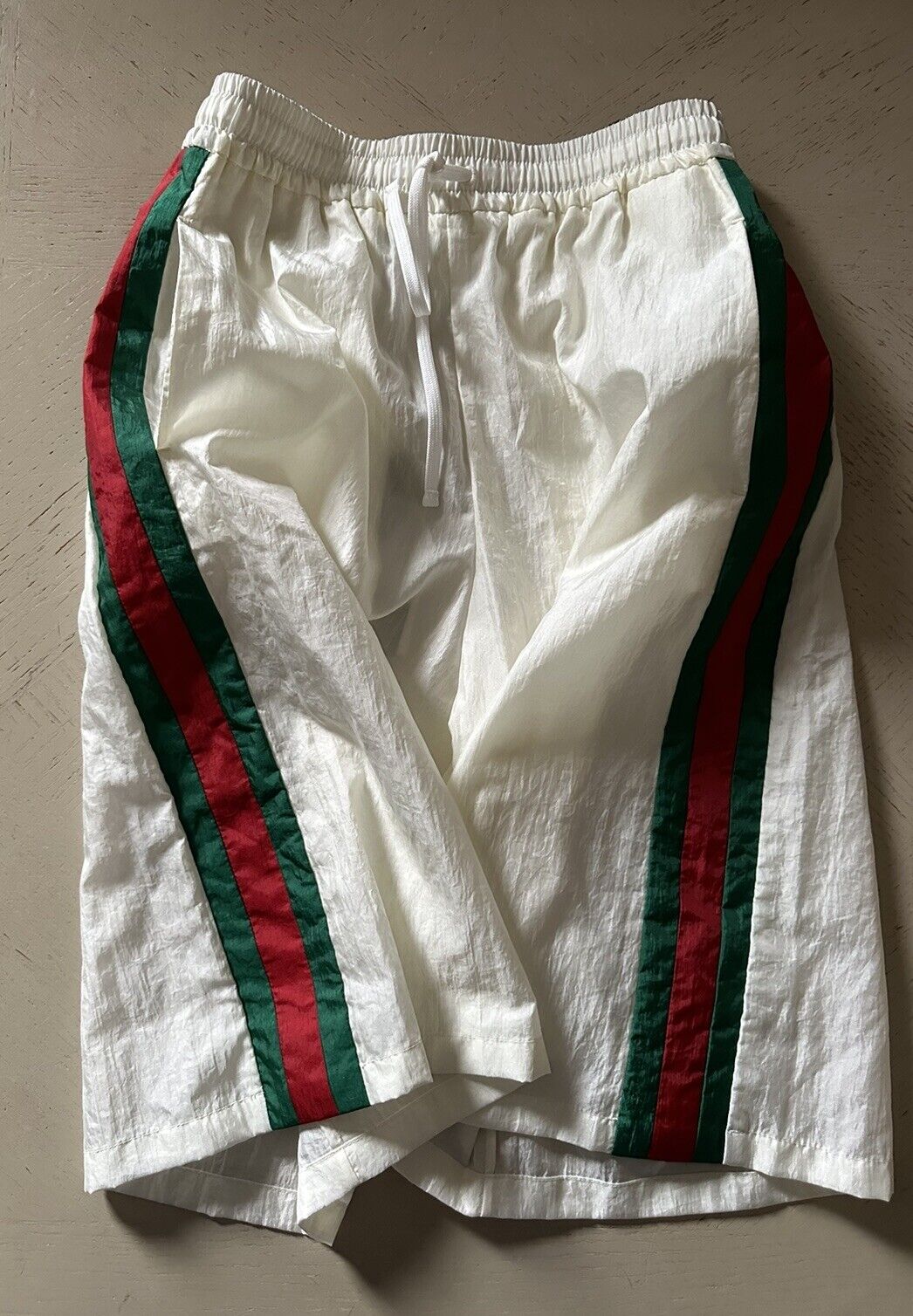 NWT $1100 Gucci Men’s Short Pants White/Green/Red Size XS Italy