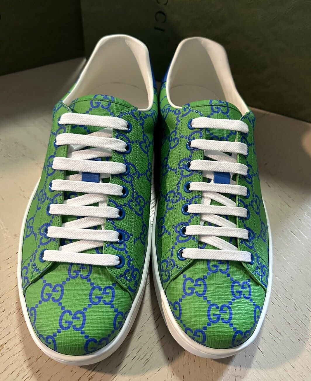 New Gucci Men’s GG Supreme Low Top Sneakers Green/Blue 9 US/8 UK 733631