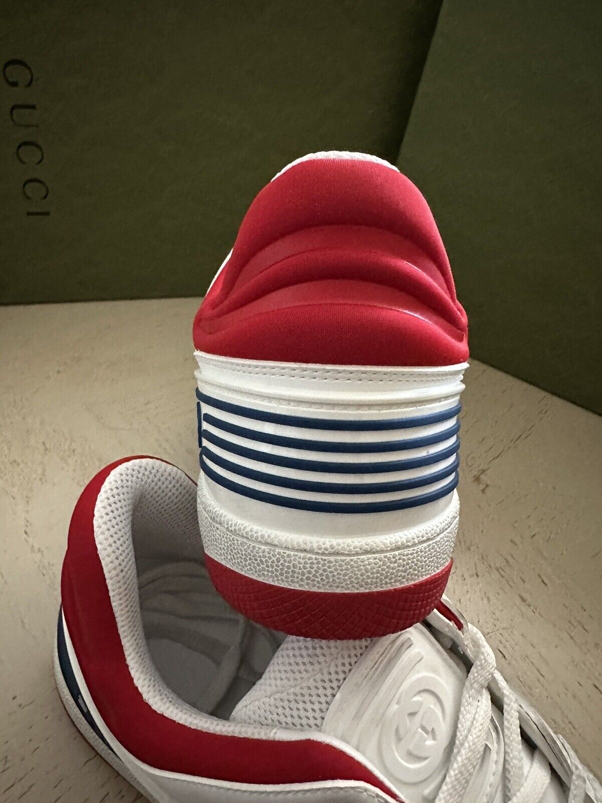 New $1195 Gucci Men Demetra Basket Low Top Sneakers White/Red 8 US/7 UK 697882