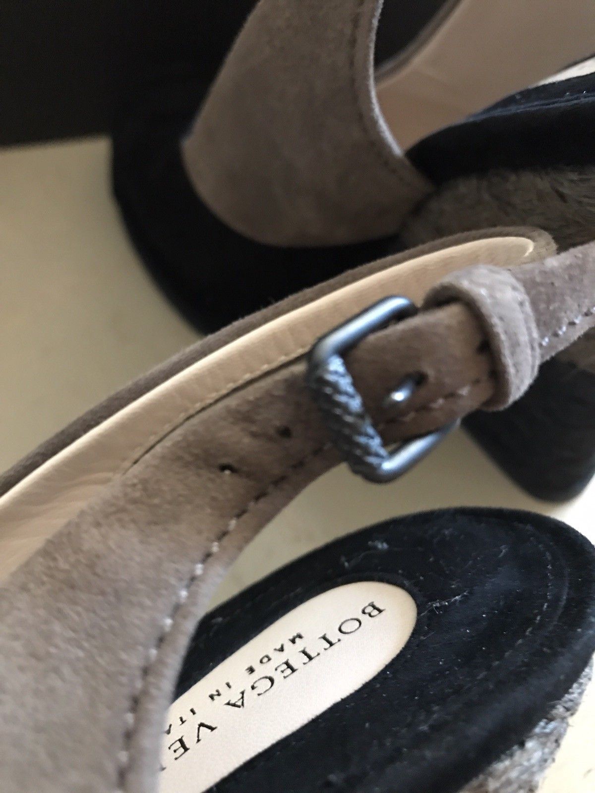 NIB $950 Bottega Veneta Women’s Luxe Suede Shoes Sandal Black 8 US ( 38 Eu ) Ita