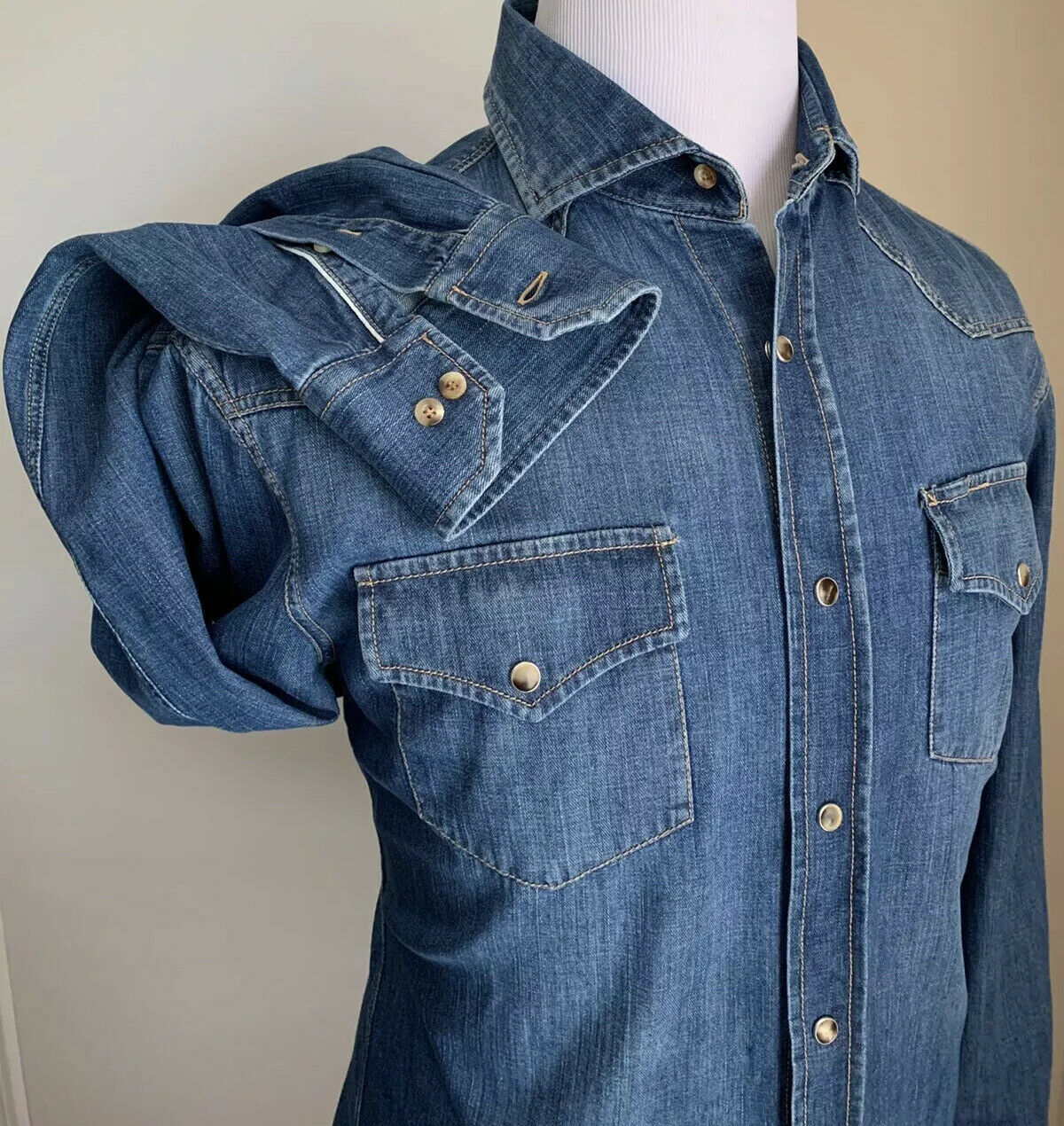 Neu mit Etikett: 795 $ Brunello Cucinelli Herrenjeans Westernhemd Leisure Fit Blau XL Italien