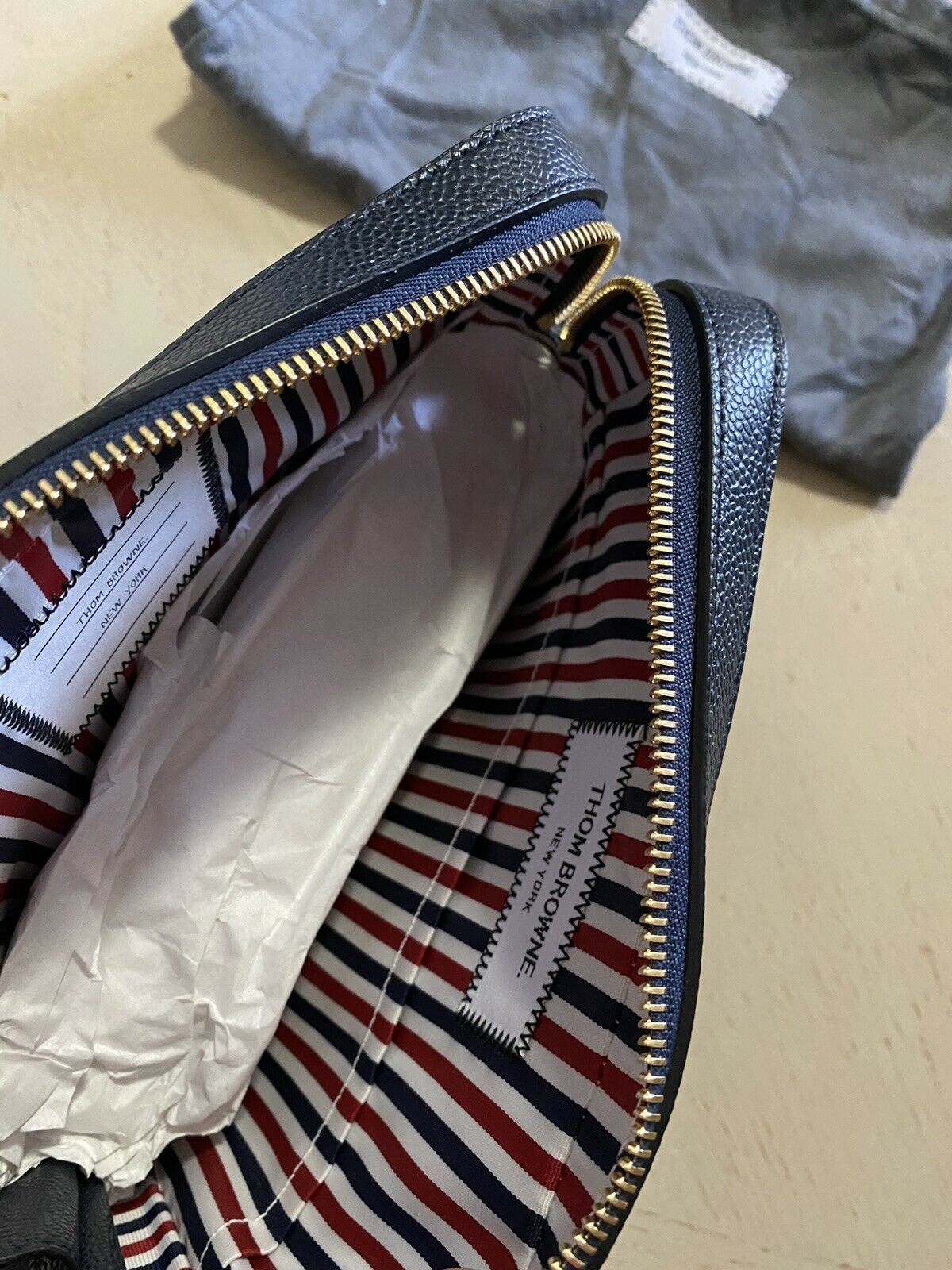 New $990 Thom Browne Men Stripe Detail Leather Toiletry Kit bag Italy