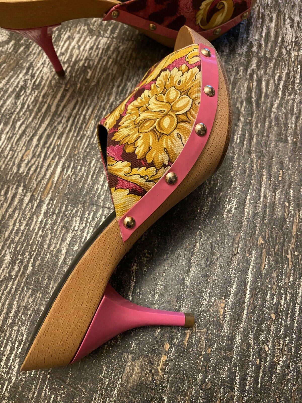 New Versace Women’s Sandal Shoes Multicolor 6 US ( 36 Eu ) Italy