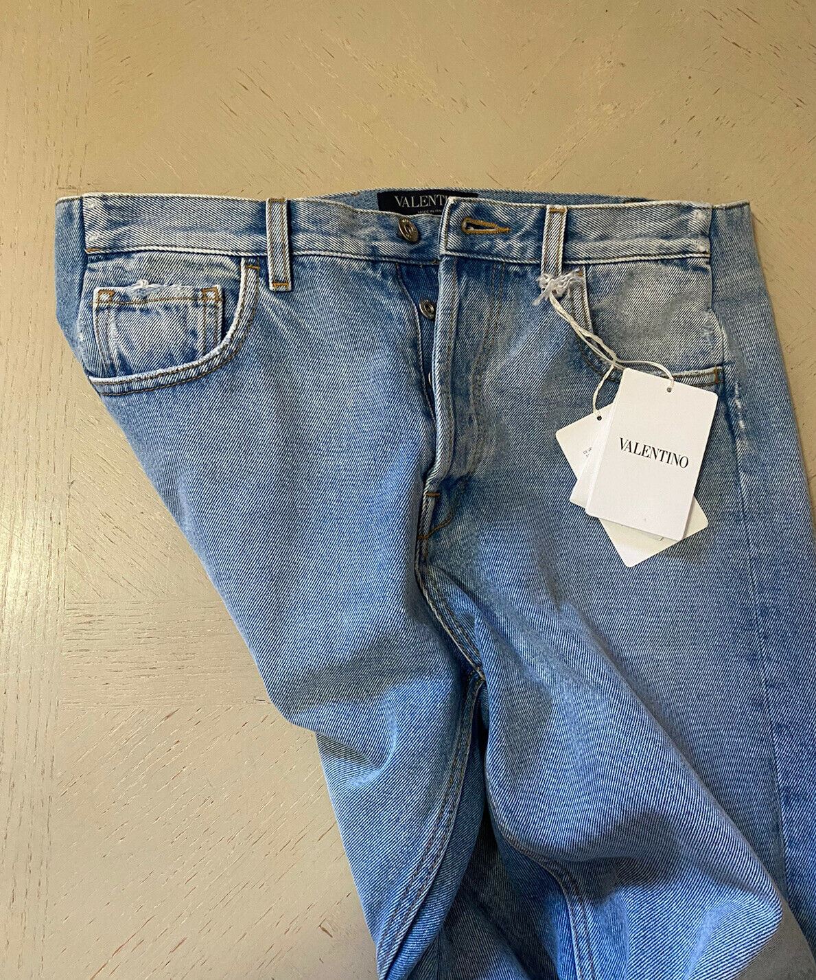 NWT $1095 Valentino Men Loose fit Cuffed Hem Jeans Pants Blue 32 US ( 48 Eu )