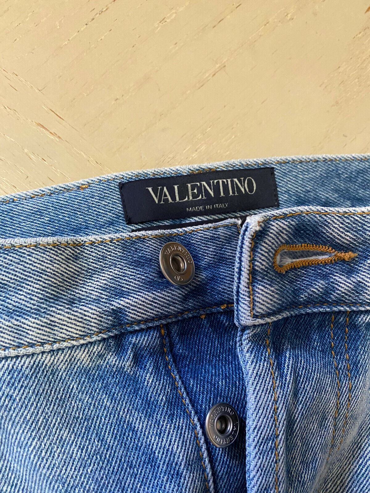 NWT $1095 Valentino Men Loose fit Cuffed Hem Jeans Pants Blue 32 US ( 48 Eu )