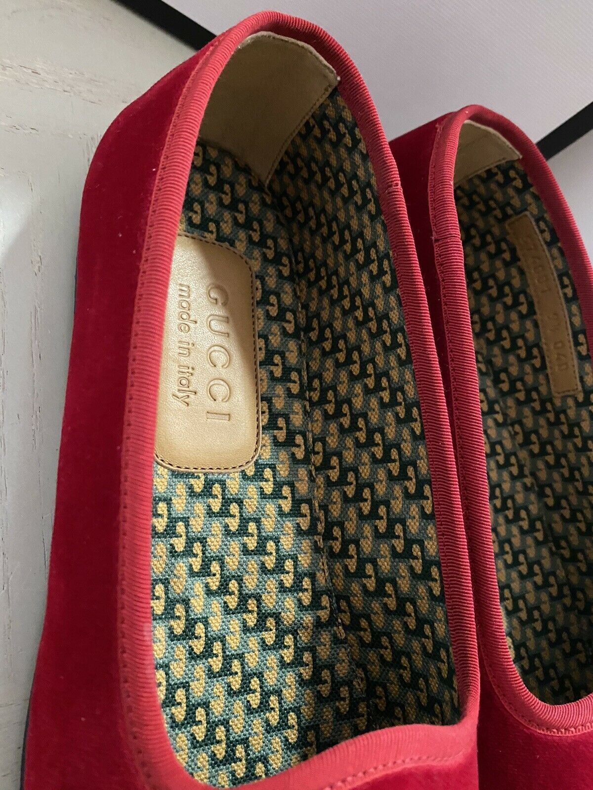 NIB 980 $ Gucci Herren-Loafer-Schuhe aus Samt, Rot, 8 US / 7 UK