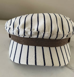 Neu mit Etikett: Brunello Cucinelli Girl Marine Cap, Hut, Weiß/Blau, Größe 6