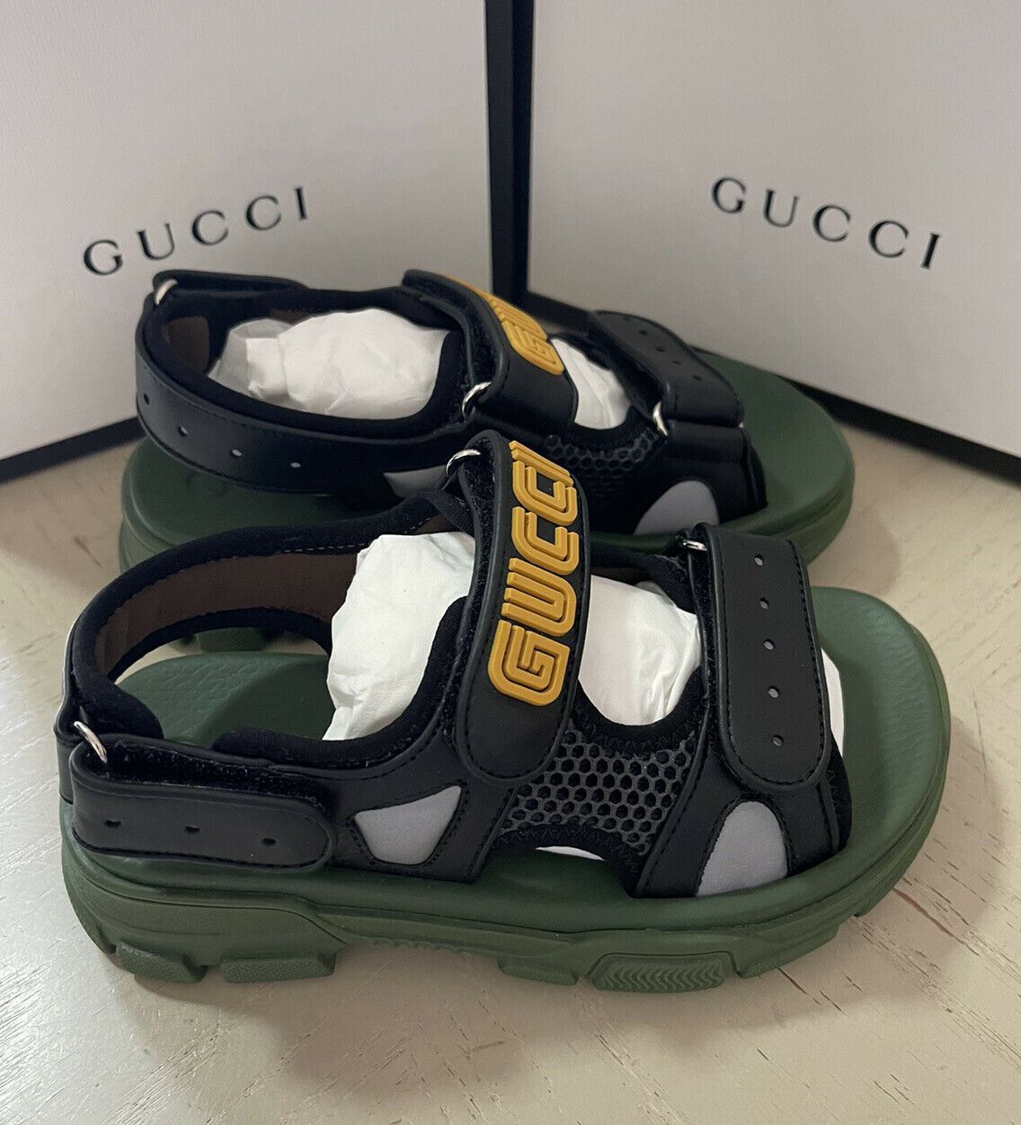 NIB $ 1100 Gucci Kinder-Leder-Sandalenschuhe Schwarz/Grün Größe 31/13 US Alter 6