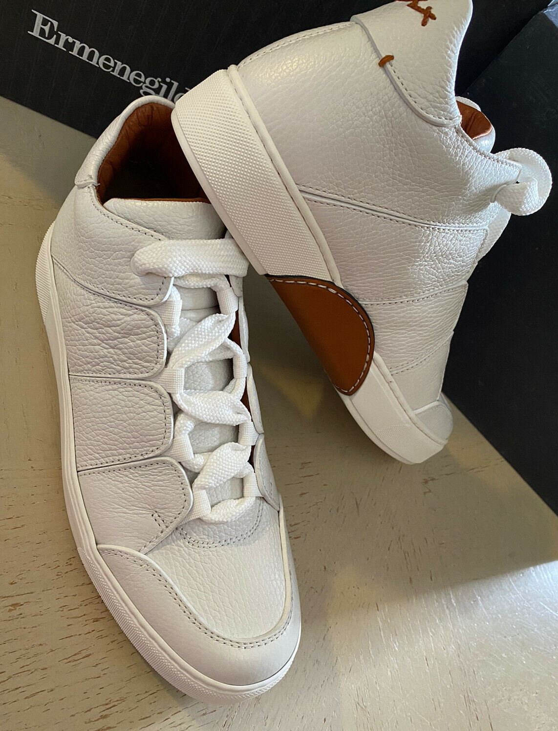 Neue 895 $ Ermenegildo Zegna Couture Leder-Sneakers Schuhe Weiß 10 US Italien