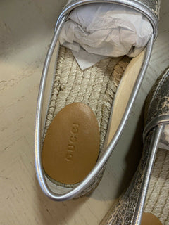 NIB Gucci Damen Canvas GG Monogram Espadrille-Schuhe Silber 5,5 US (35,5 Eu)