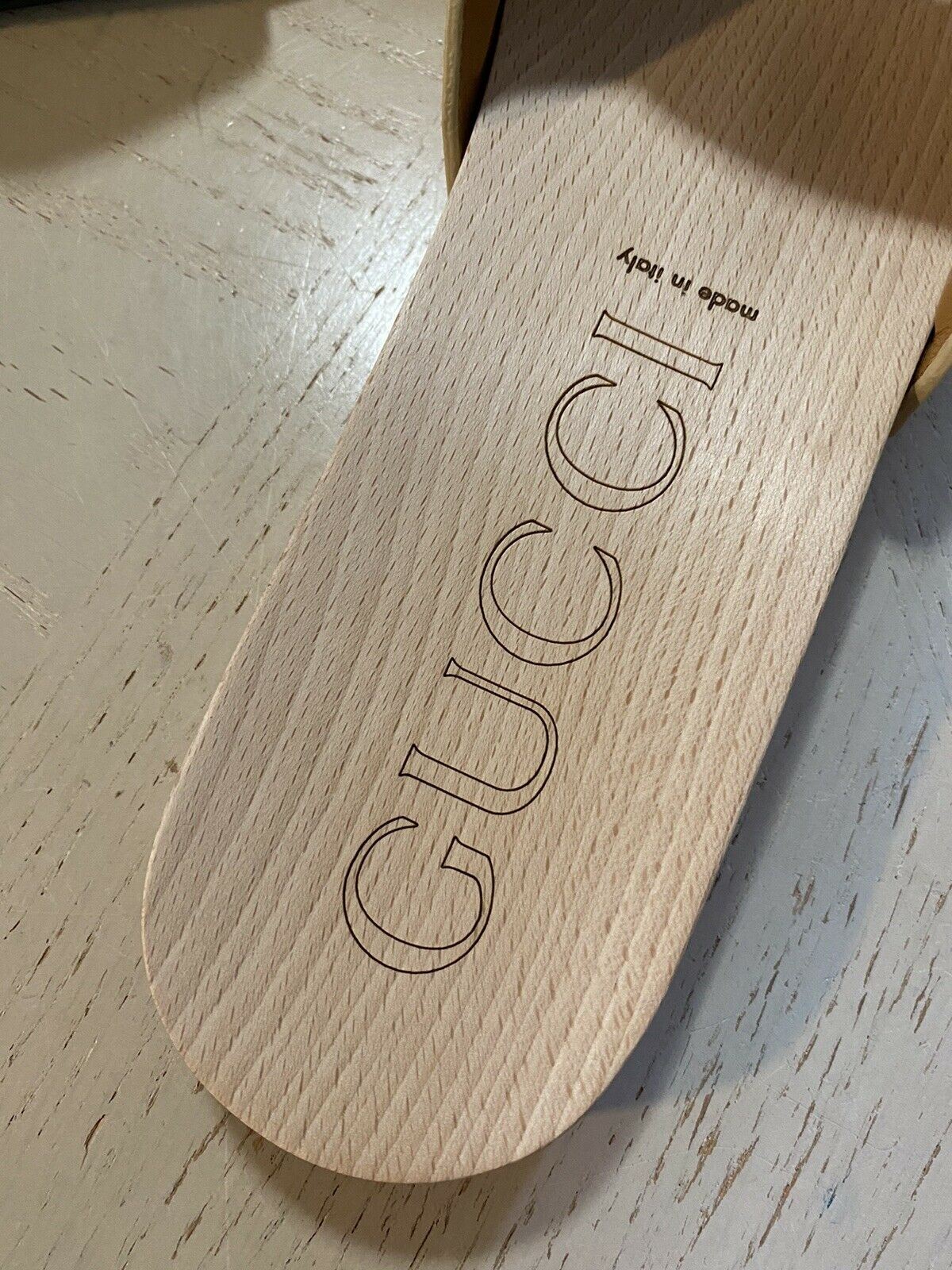 NIB Gucci Herren-Sandalen aus Leder/Holz, Weiß/Creme, 9,5 US/8,5 UK