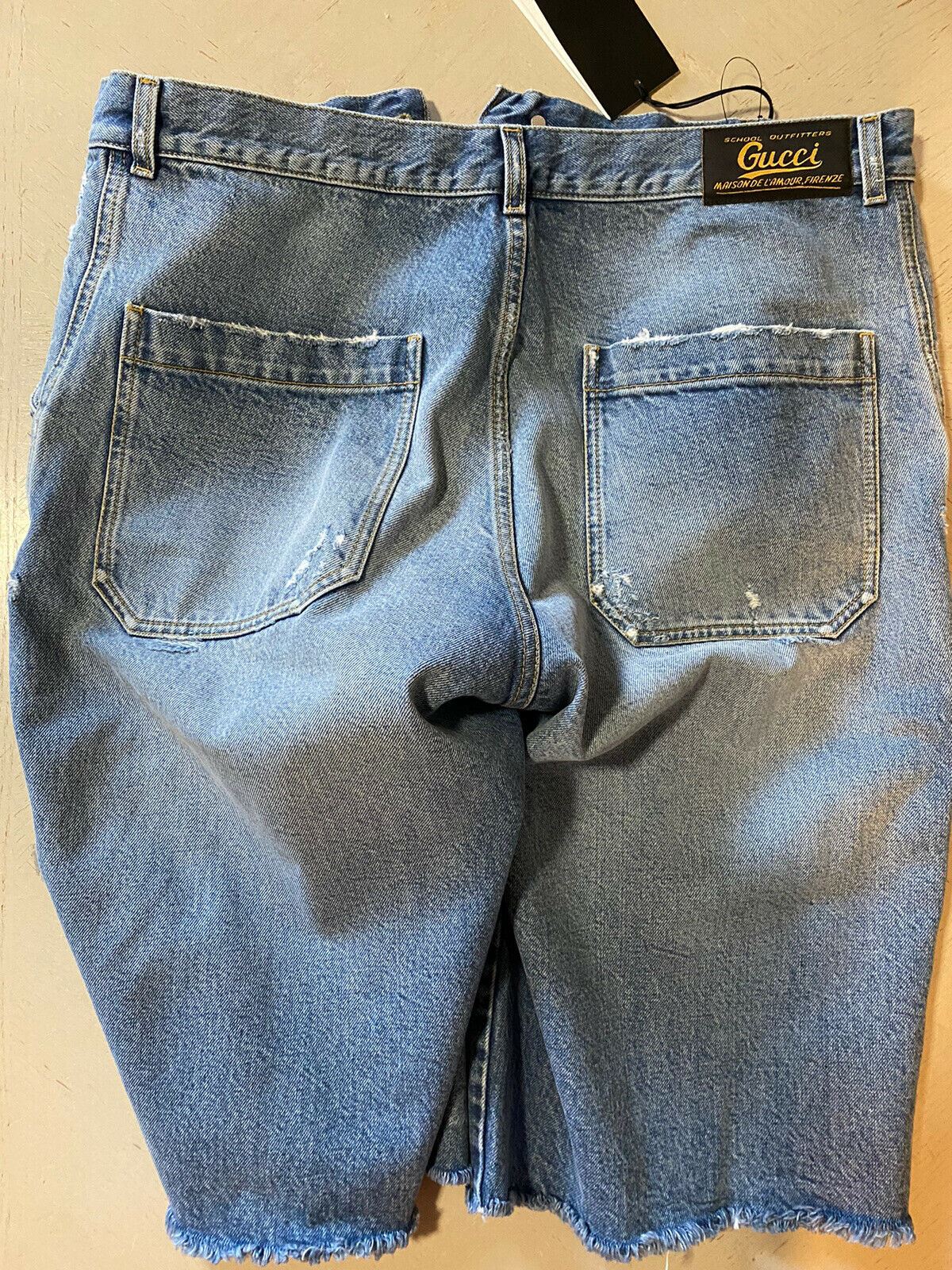 Neu mit Etikett: 1.500 $ Gucci kurze Jeanshose für Herren, blau, Größe 36