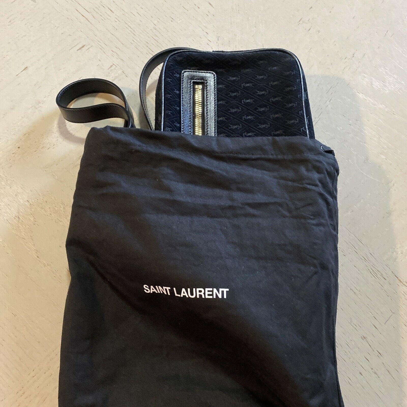 Новая кожаная/замшевая сумка через плечо Saint Laurent за 1850 долларов, черная 568608