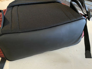 Neuer Ermenegildo Zegna Couture-Rucksack aus Leder/Nylon für 1895 $ in Schwarz/Rot aus Italien