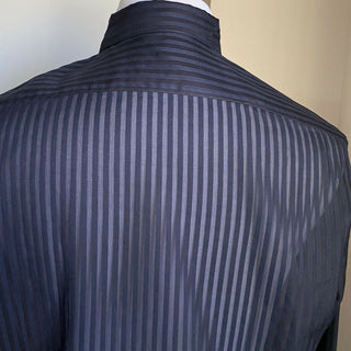 Neu mit Etikett: 1090 $ Saint Laurent Herrenhemd aus Seide/Baumwolle, Marineblau, Größe 40/15 3/4, Italien