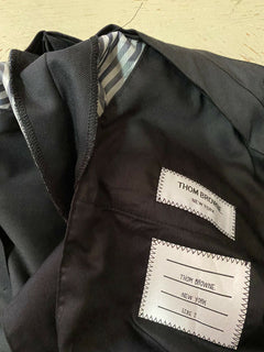 Neuer 3200 $ Thom Browne Herrenanzug Smokinganzug Schwarz Größe 2 (S) Italien