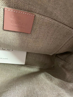 Neue Gucci Guccissimma Kleine Leder-Umhängetasche Pink/LT Pink 449654