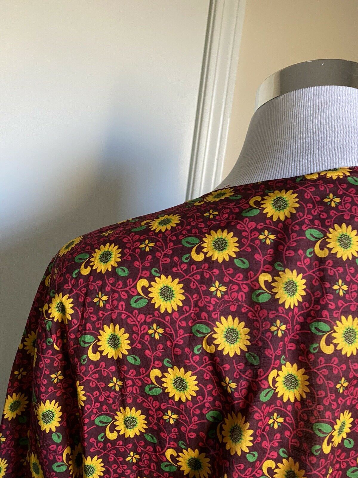 Новая рубашка Gucci Sunflower on Mublin, желтый/красный, размер L (50 евро), Италия