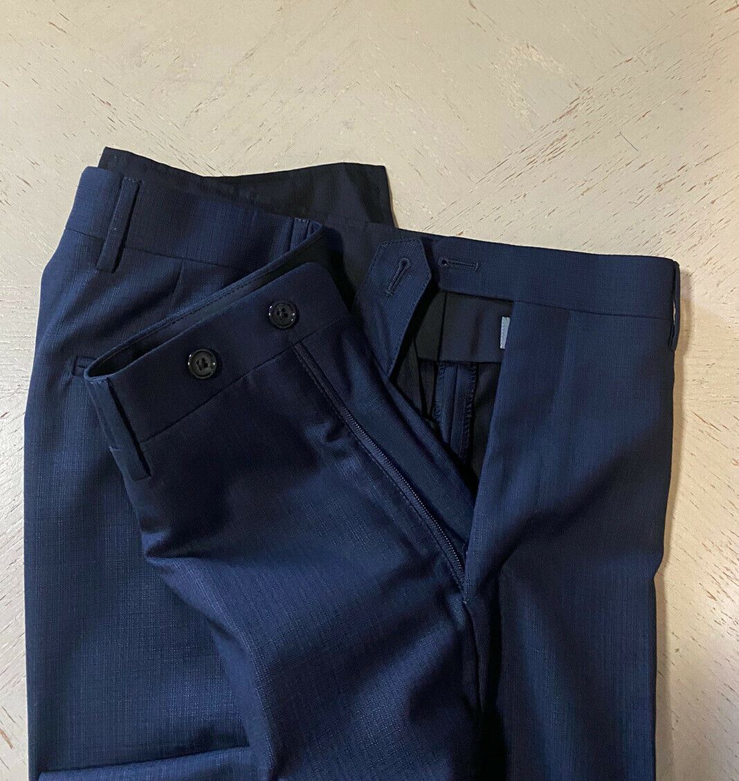 Neu $2195 Corneliani Herrenanzug aus Wolle/Seide Dunkelblau 38R US (48R Eu) Italien