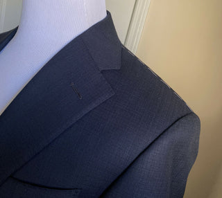 Neu $2195 Corneliani Herrenanzug aus Wolle/Seide Dunkelblau 38R US (48R Eu) Italien