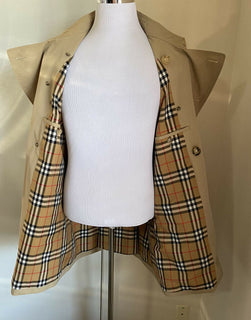 Neuer mittellanger Burberry Chelsea-Trenchmantel für Herren im Wert von 1990, Honig, 44 US/54 EU, England