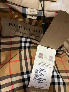 Neuer mittellanger Burberry Chelsea-Trenchmantel für Herren im Wert von 1990, Honig, 44 US/54 EU, England