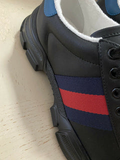Neue Gucci Herren-Sneakers aus Leder, Schwarz, 8 US (7 UK) 624701