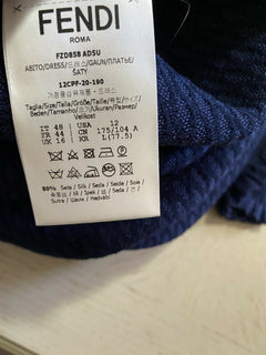 Neues Fendi-Rollkragenkleid aus gesmoktem Seidenkrepp im Wert von 2390 US-Dollar, Marineblau, 12 US/48, Italien