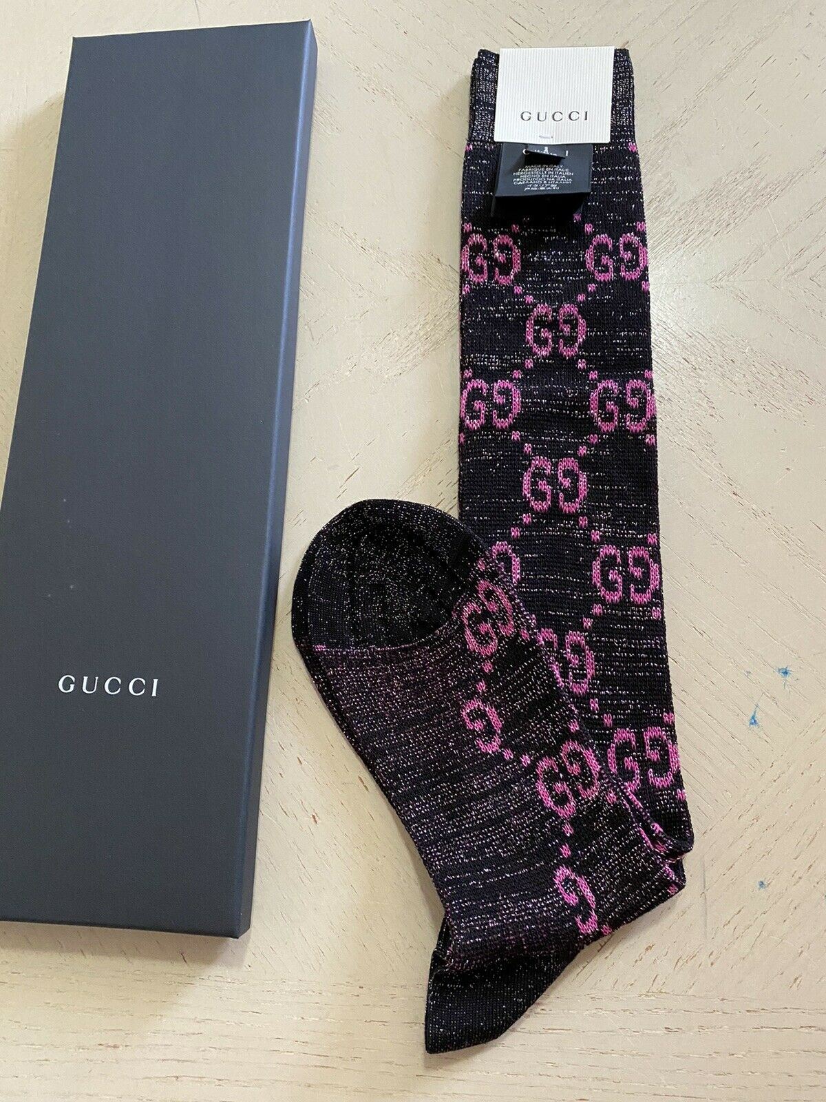 Носки NWT Gucci GG Monogram, черные/красные, размер M, Италия