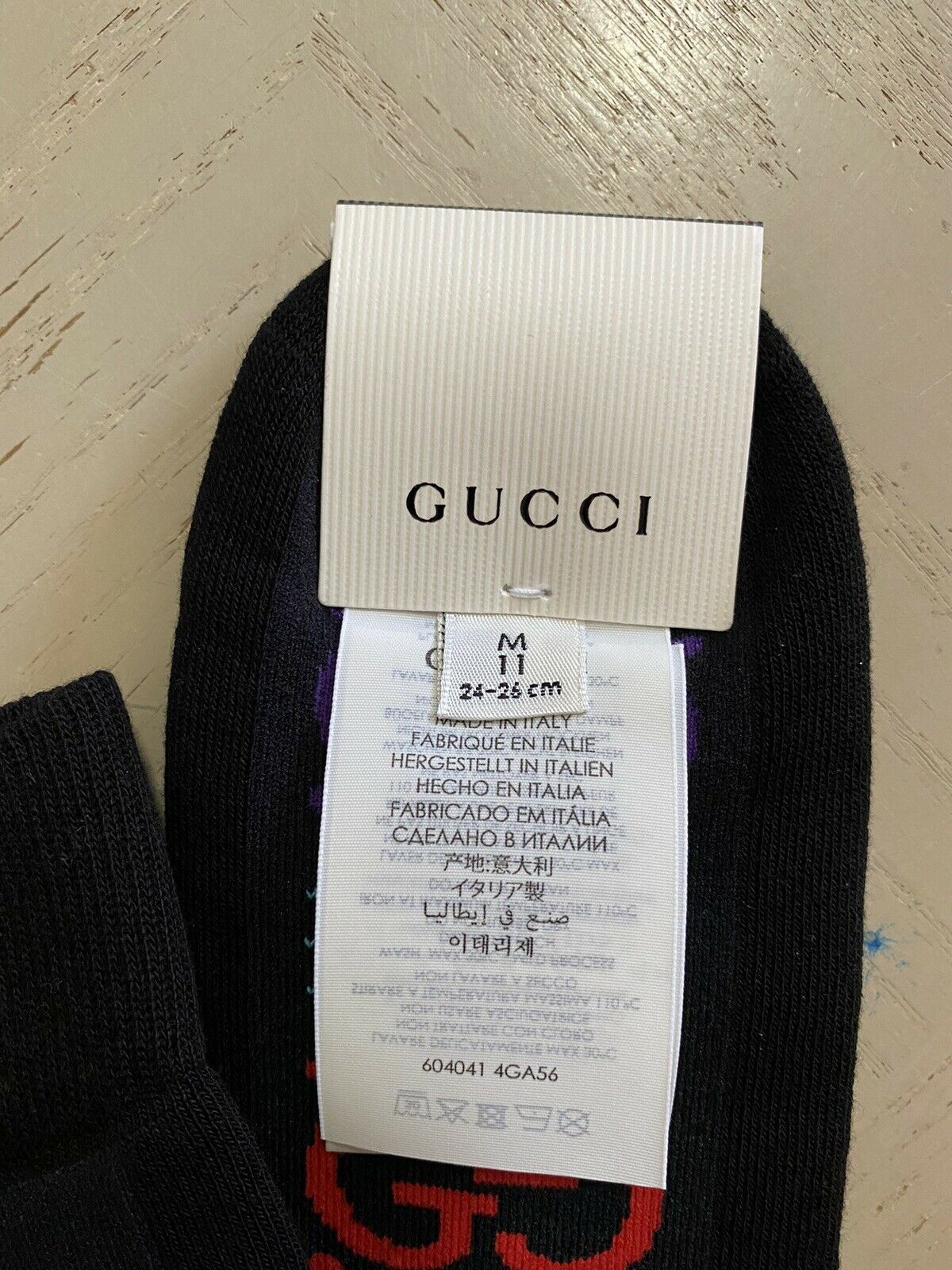 Neu mit Etikett: Gucci GG-Monogramm-Socken, Schwarz/Rot/Blau/Gelb, Größe M, Italien