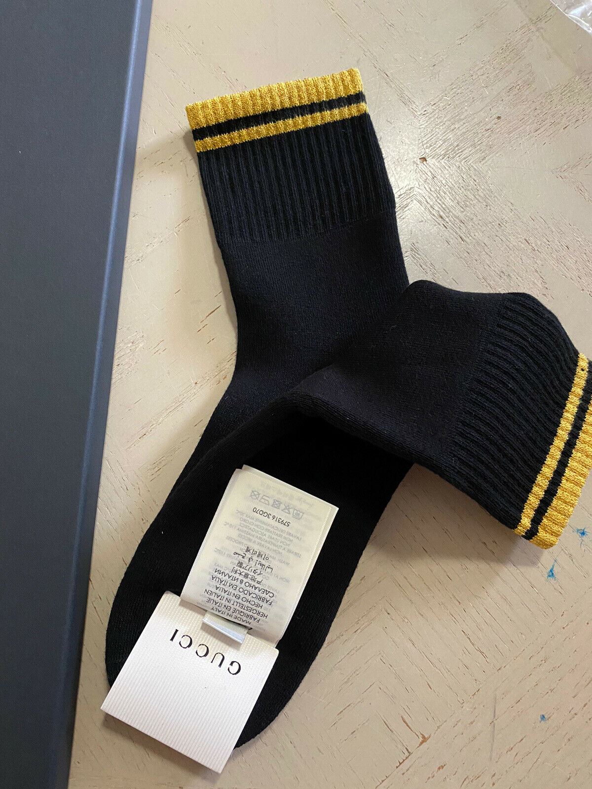 NWT Gucci  Cotton Socks With Gucci Monogram Black Size M Italy