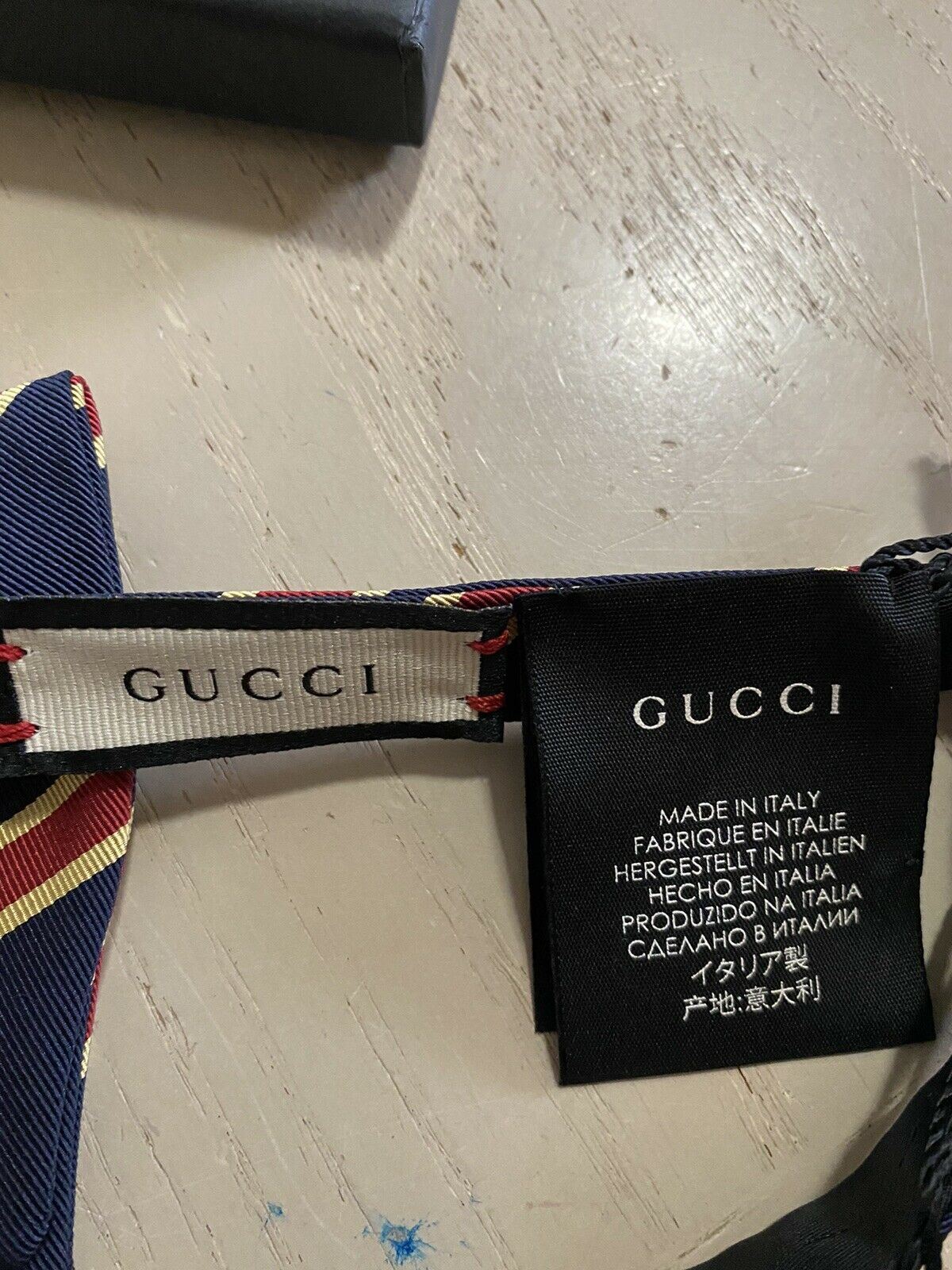Neue Gucci-Fliege Blau/Rot, hergestellt in Italien