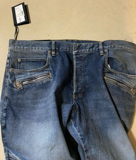 Neu mit Etikett: 1750 $ Balmain Herren-Jeans mit Monogramm-Prägung, gerippt, Blau, 36 (gemessen 38)