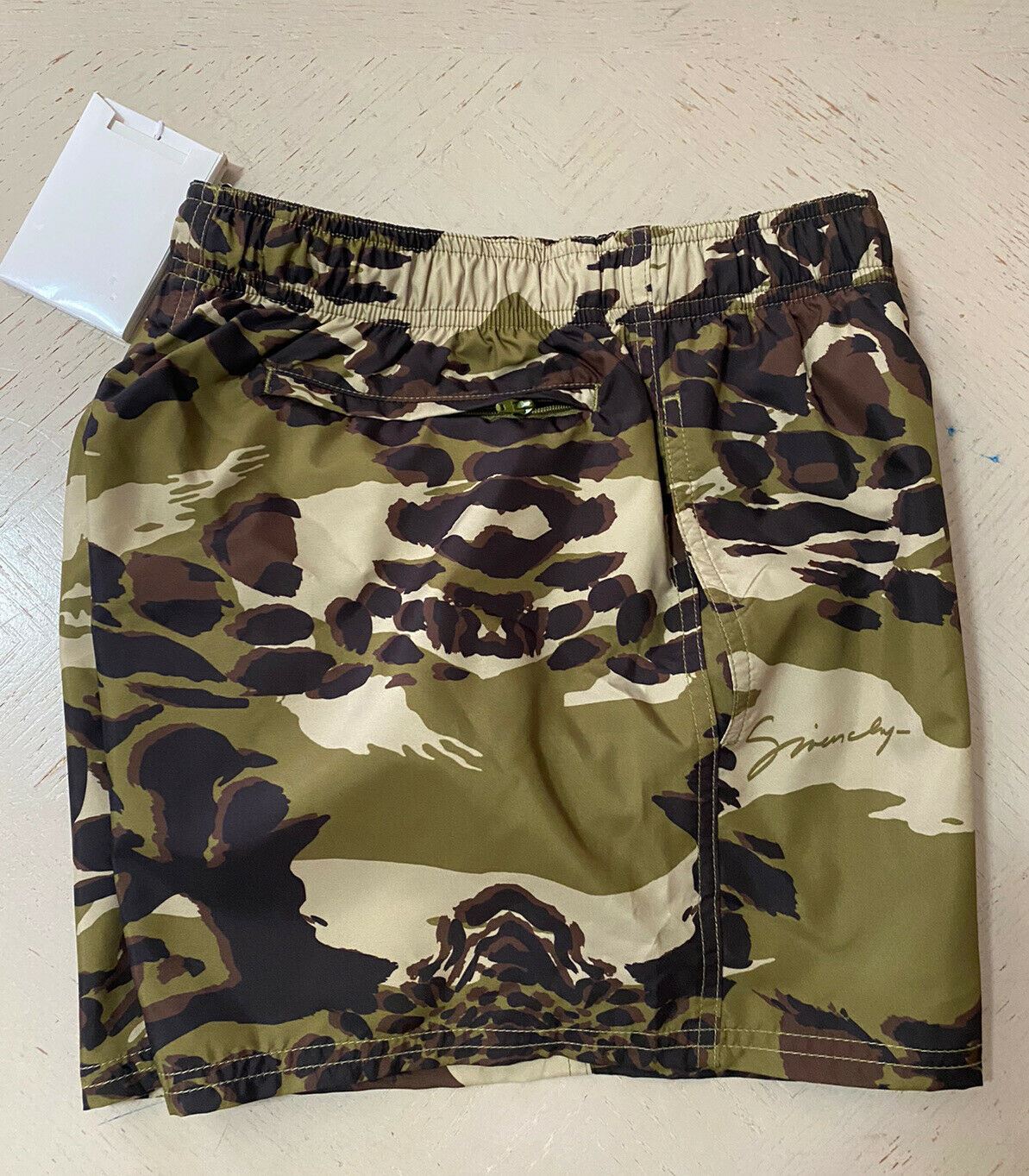 NWT $485 Givenchy Mens Printed Swim Shorts Light Kaki Size L