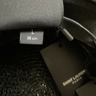 Neu mit Etikett: 695 $ Saint Laurent Kleiner Bootshut aus lackiertem Stroh Schwarz L Italien